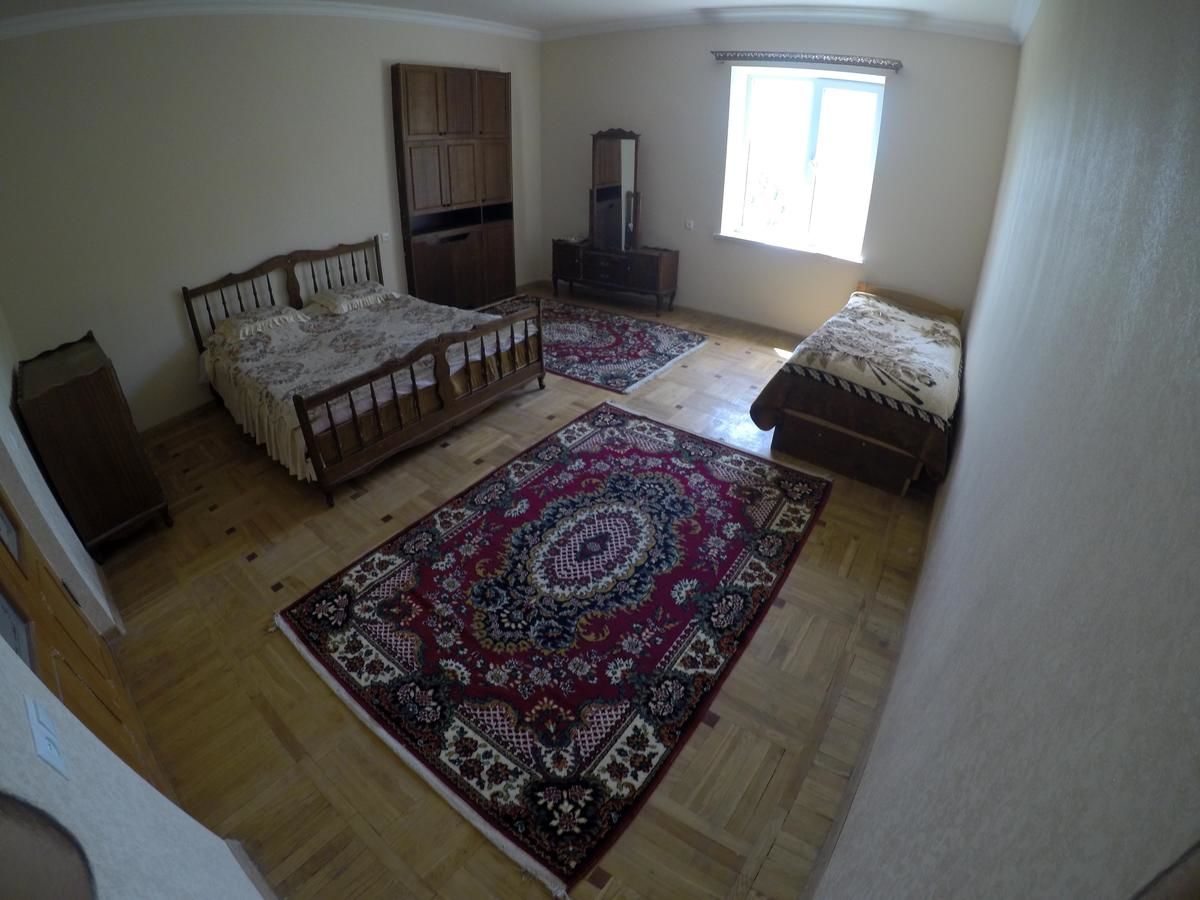 Гостевой дом Azhdahak Guest House B&B-20km from Yerevan Geghashen-16